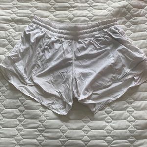 White lululemon hotty hot shorts 4 inch
